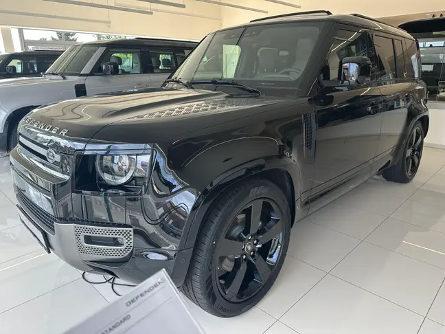 Land Rover Defender - 0