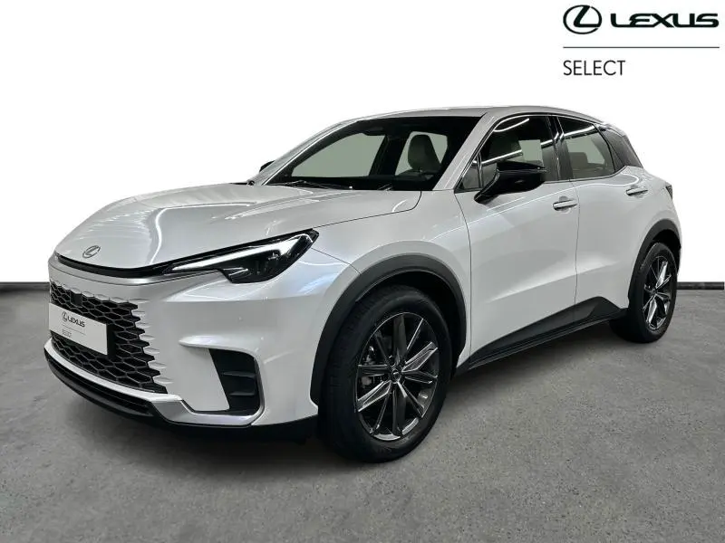 Lexus LBX - 0