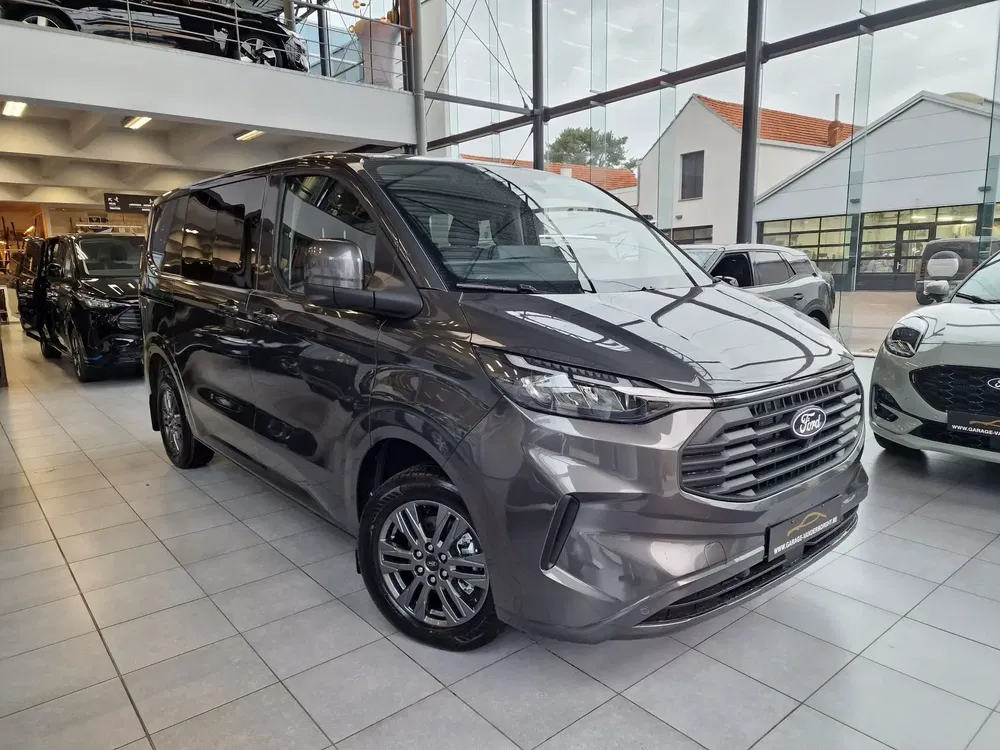 Ford Transit Custom - 0