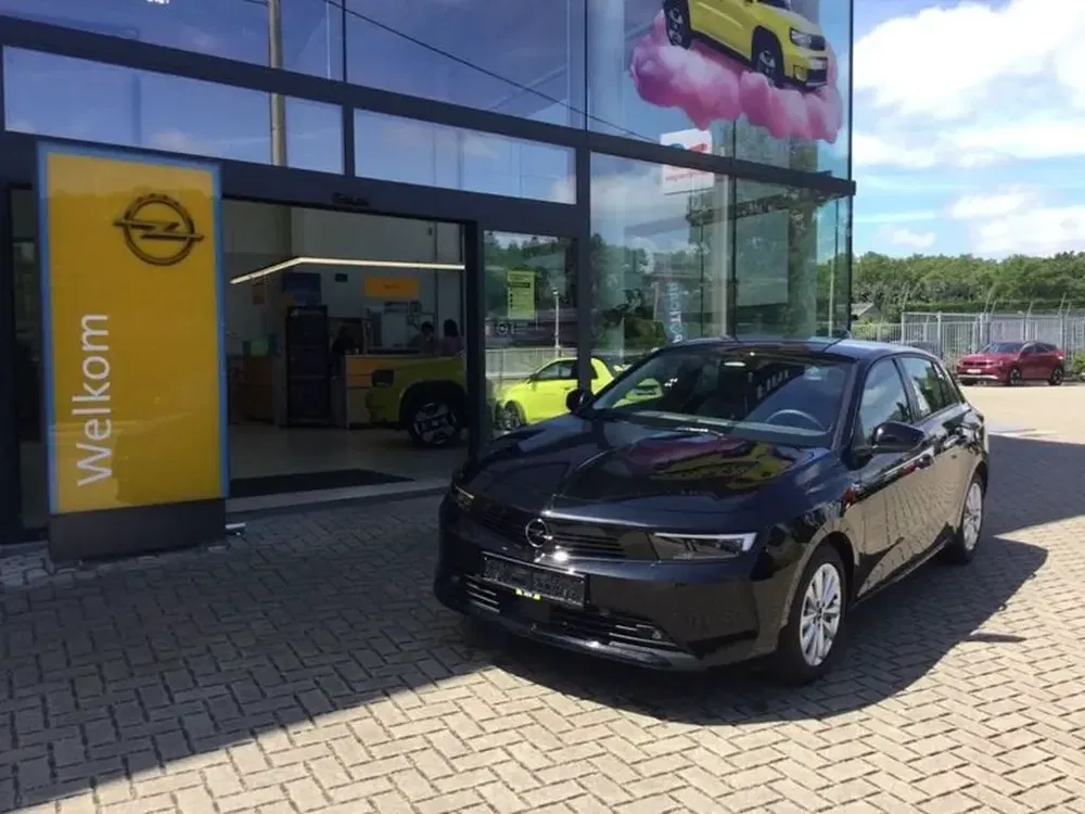 Opel Astra - 0