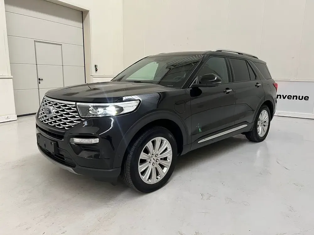 Ford Explorer - 0