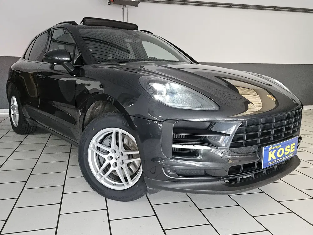 Porsche Macan - 0