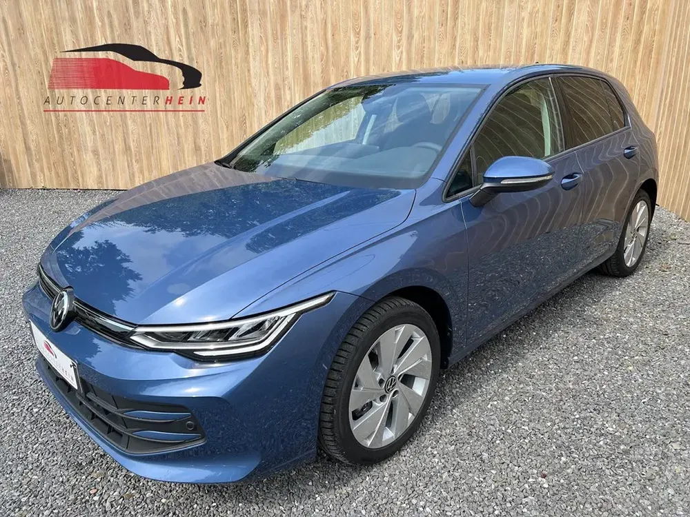 Volkswagen Golf - 0