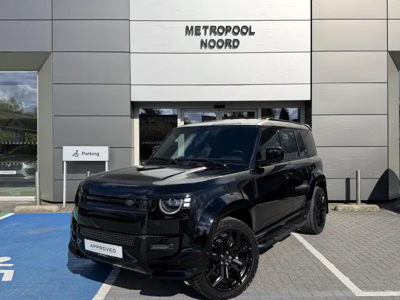 Land Rover Defender - 0