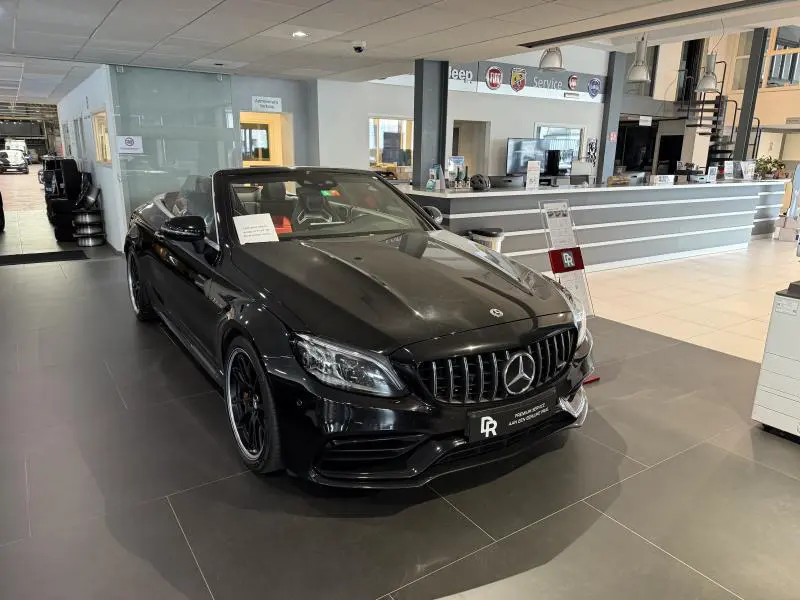 Mercedes C 63 AMG - 0