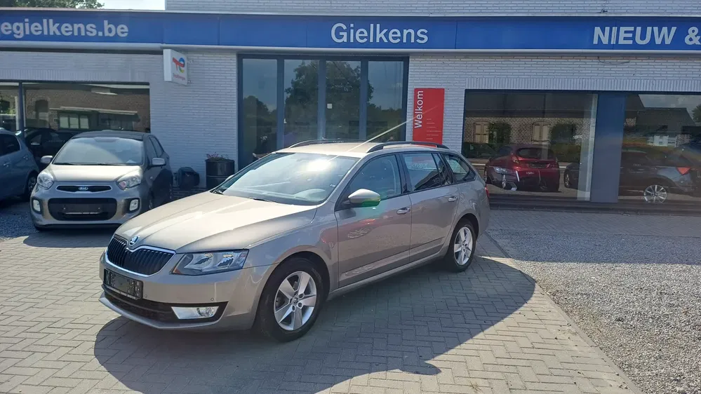 Škoda Octavia - 0
