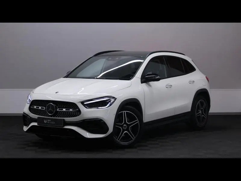 Mercedes GLA 220 - 0