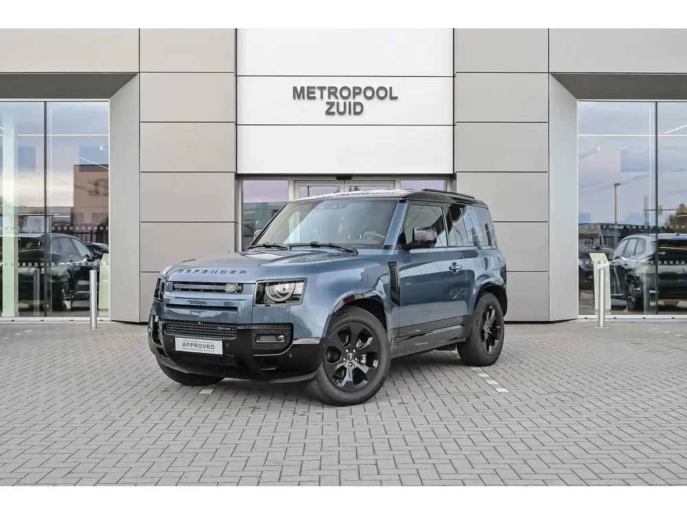 Land Rover Defender - 0