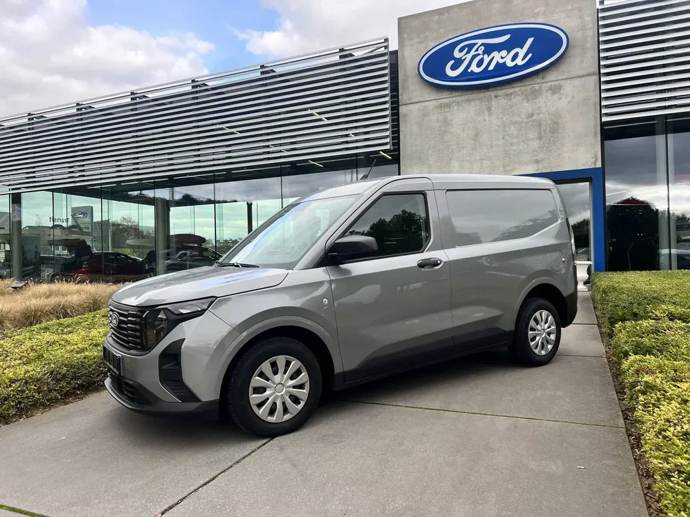 Ford Transit Courier - 0