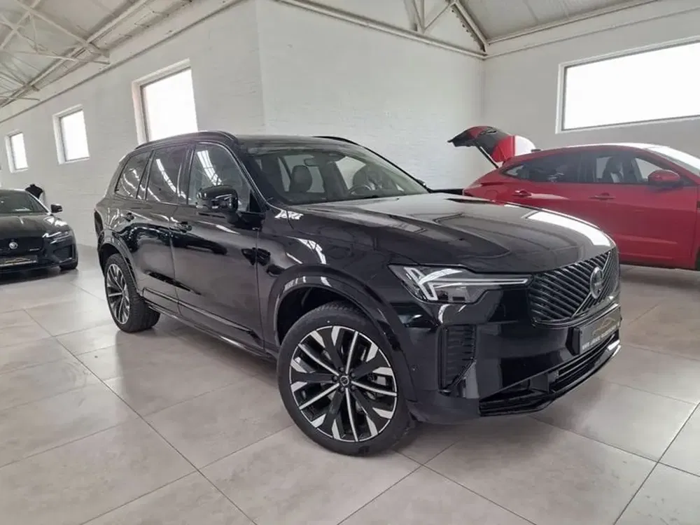 Volvo XC90 - 0