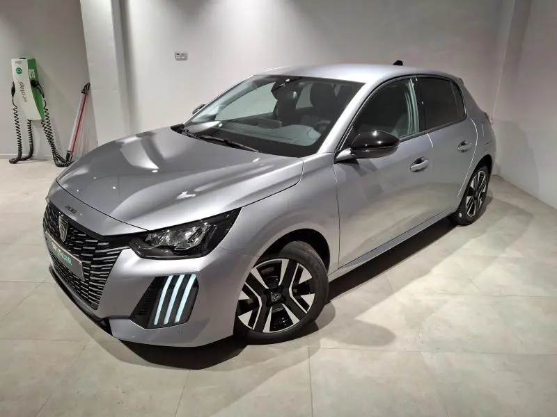 Peugeot 208 - 0