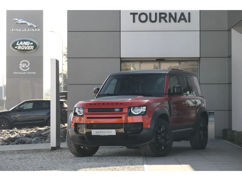 Land Rover Defender - 0