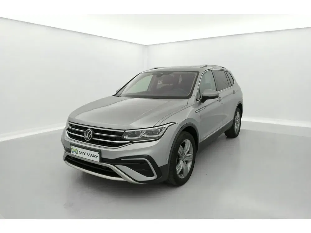 Volkswagen Tiguan - 0