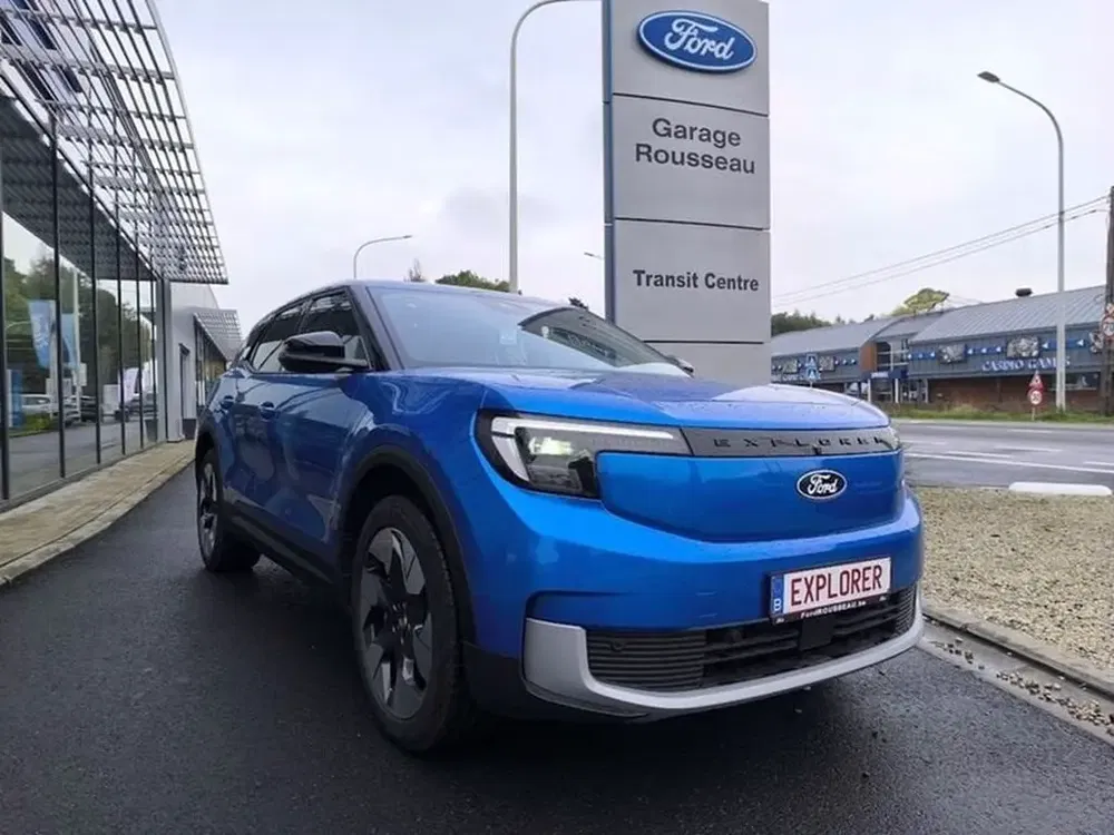 Ford Explorer - 0