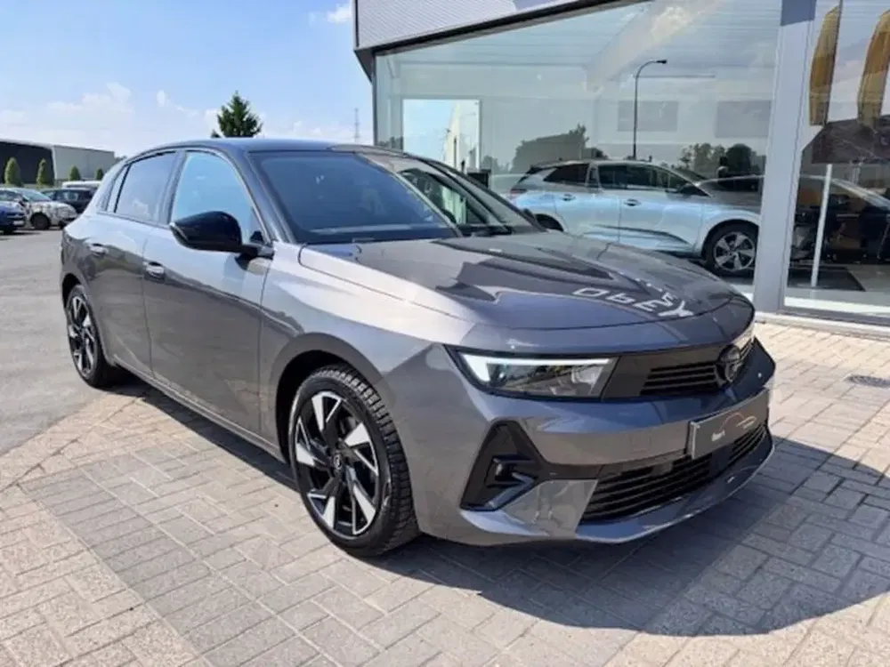 Opel Astra - 0