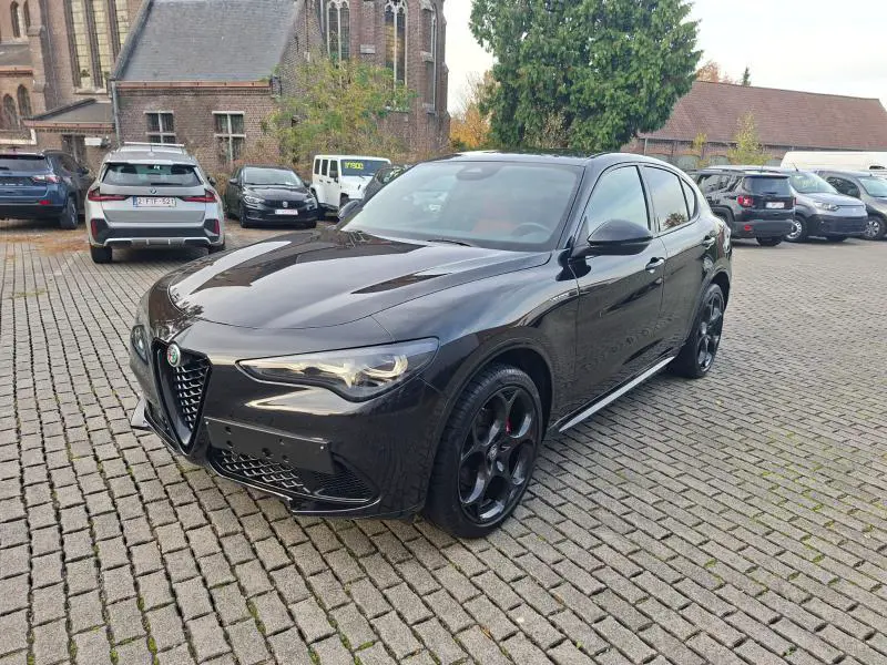 Alfa Romeo Stelvio - 0