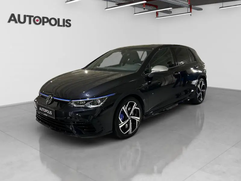 Volkswagen Golf R - 0