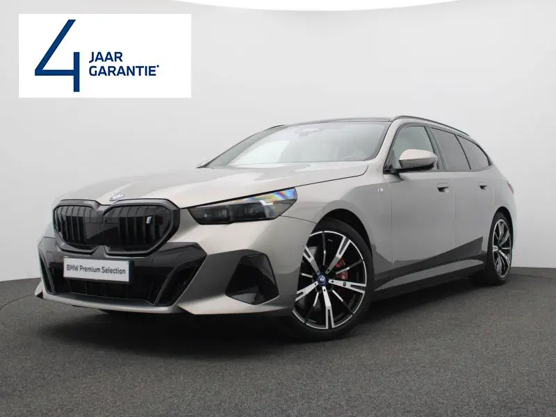 BMW i5 - 0