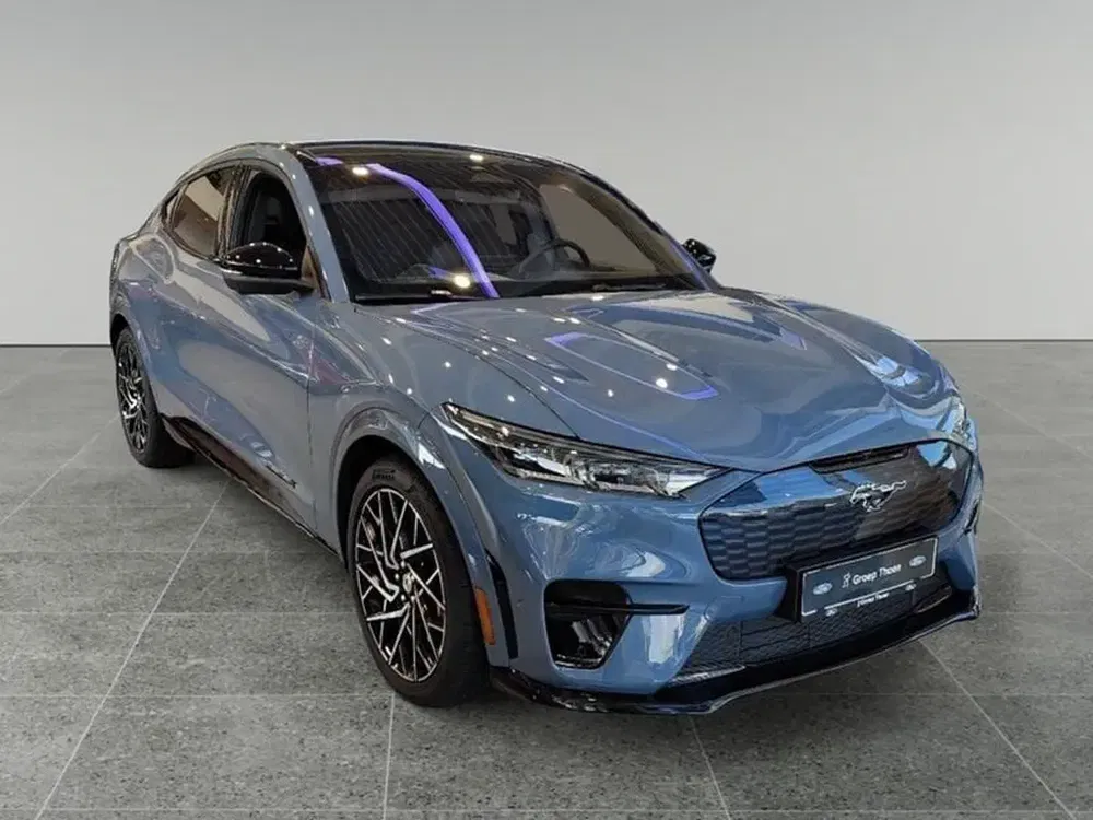 Ford Mustang Mach-E - 0