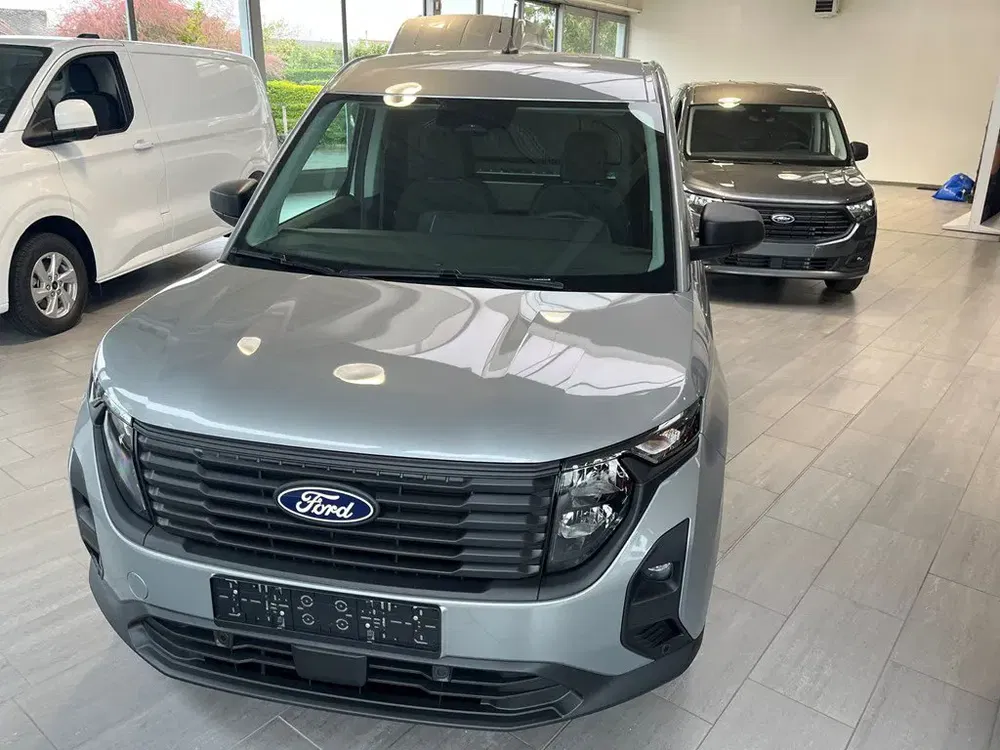 Ford Transit Courier - 0