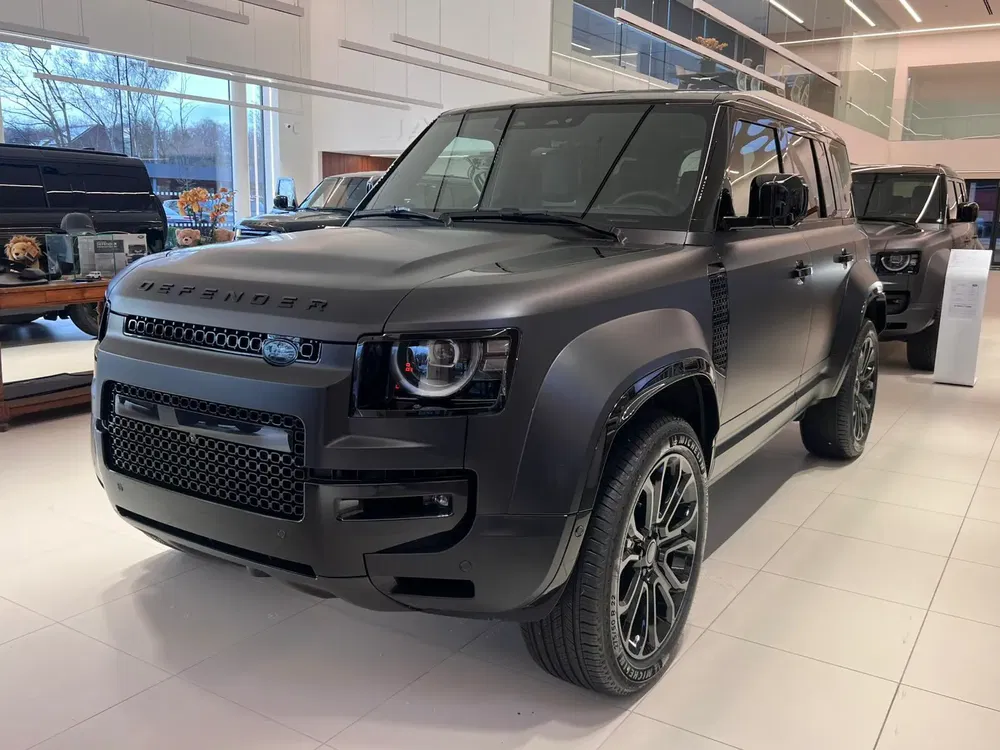 Land Rover Defender - 0