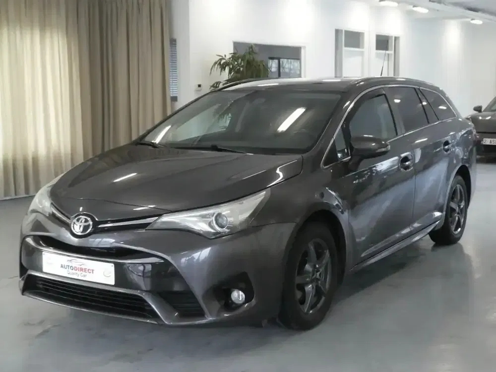 Toyota Avensis - 0