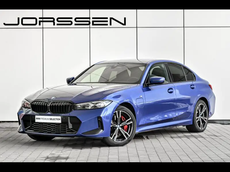 BMW 330 - 0