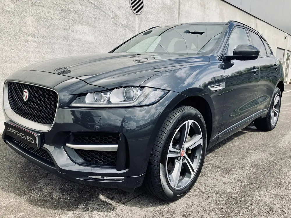 Jaguar F-Pace - 0
