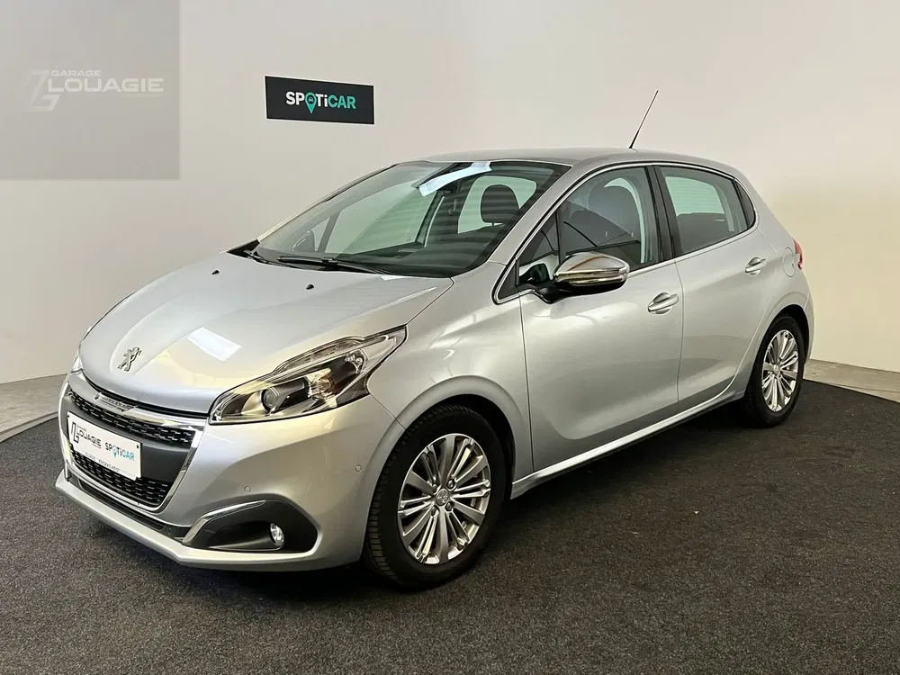 Peugeot 208 - 0