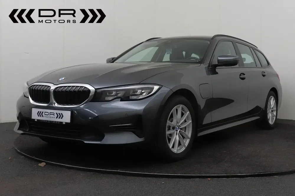 BMW 330 - 0