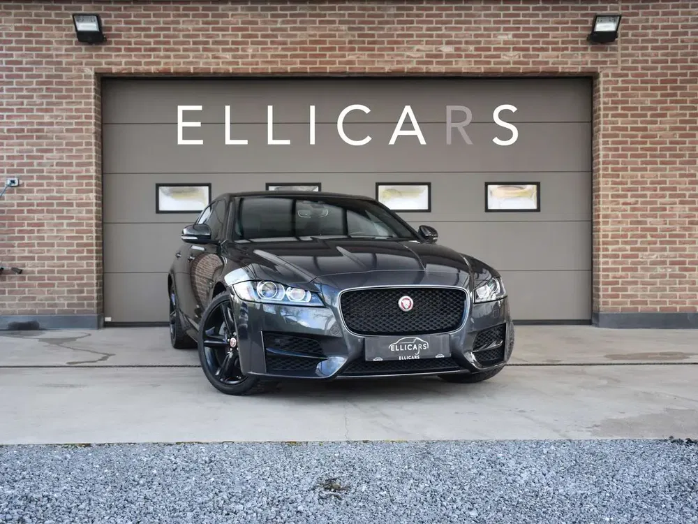 Jaguar XF - 0