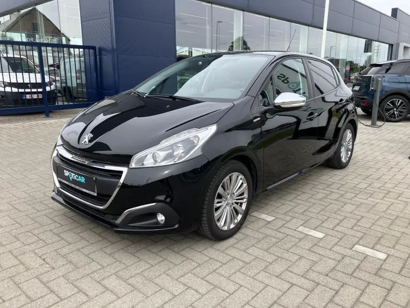 Peugeot 208 - 0