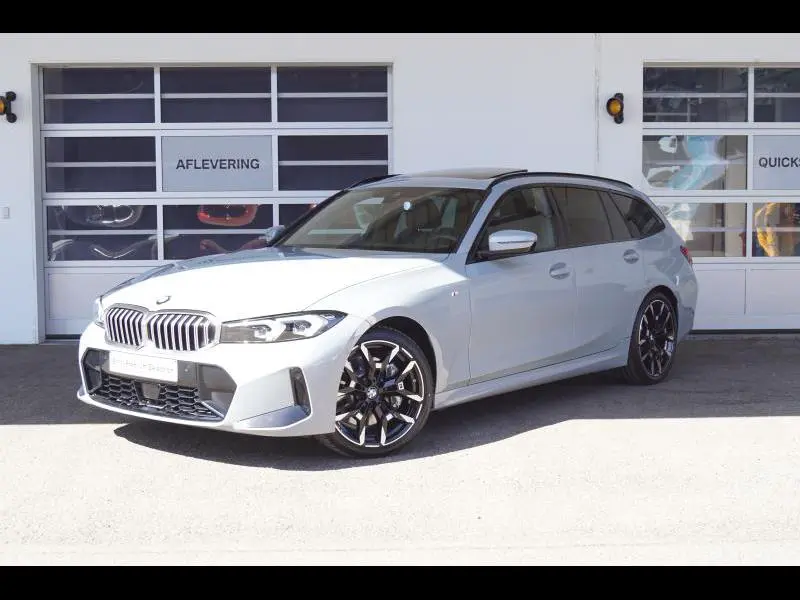 BMW 330 - 0