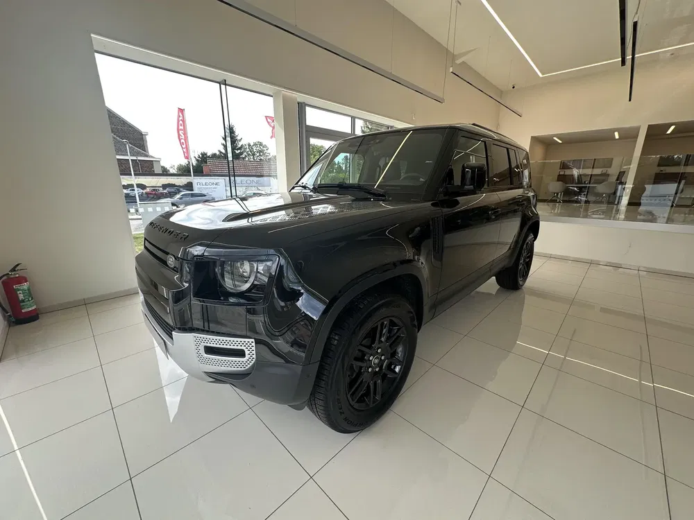 Land Rover Defender - 0