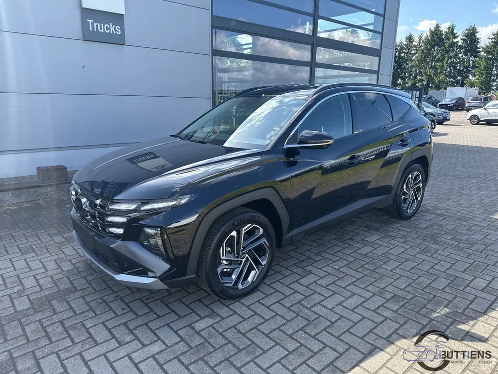 Hyundai TUCSON - 0