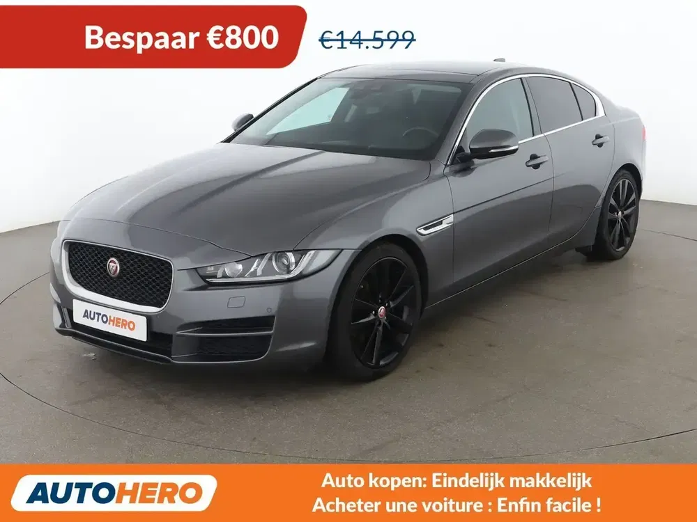 Jaguar XE - 0