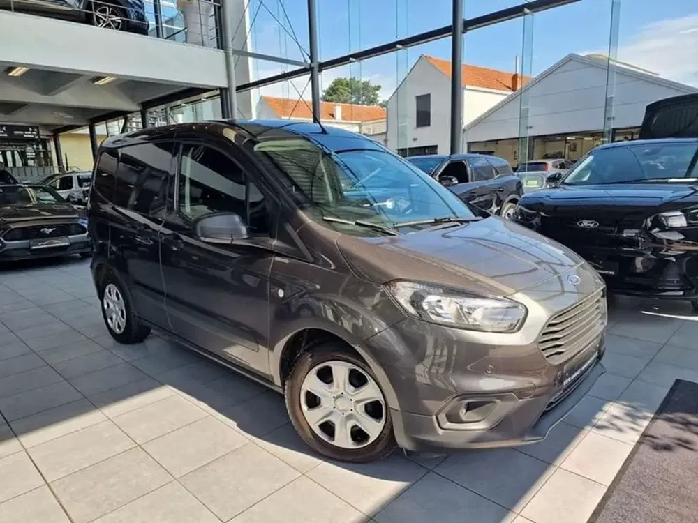 Ford Transit Courier - 0