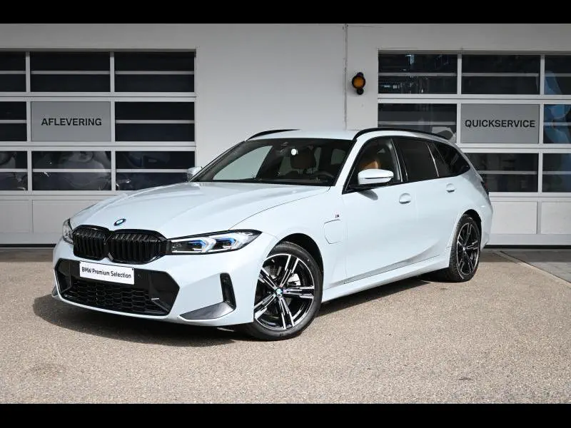 BMW 330 - 0