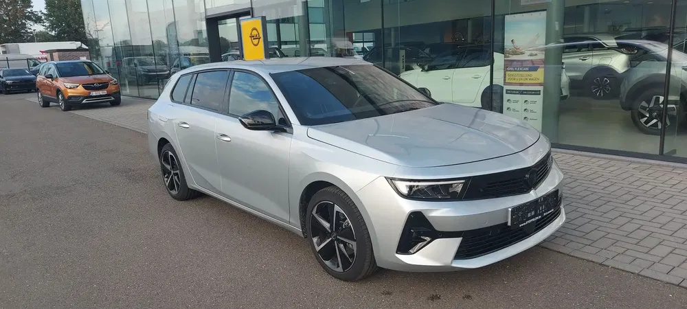 Opel Astra - 0