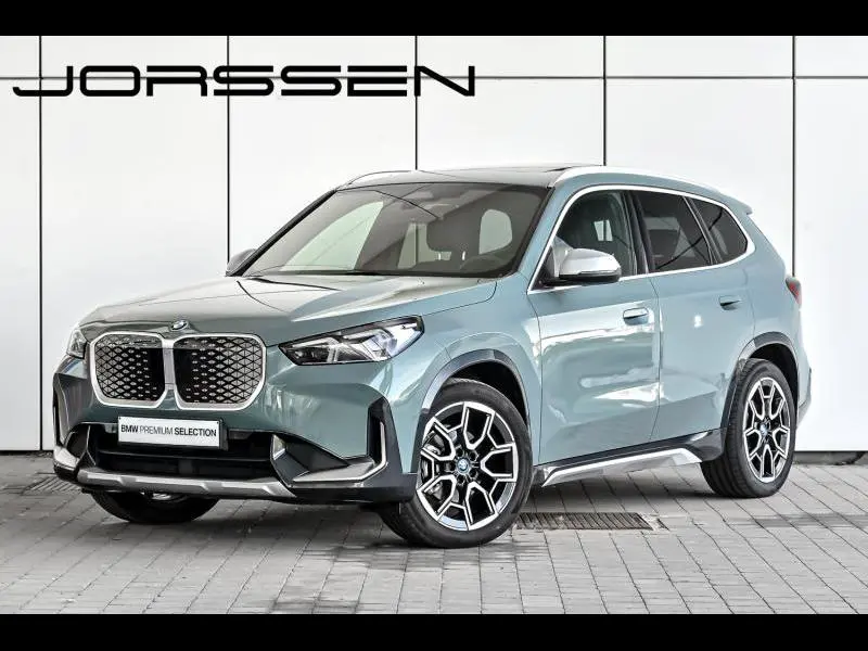 BMW iX1 - 0