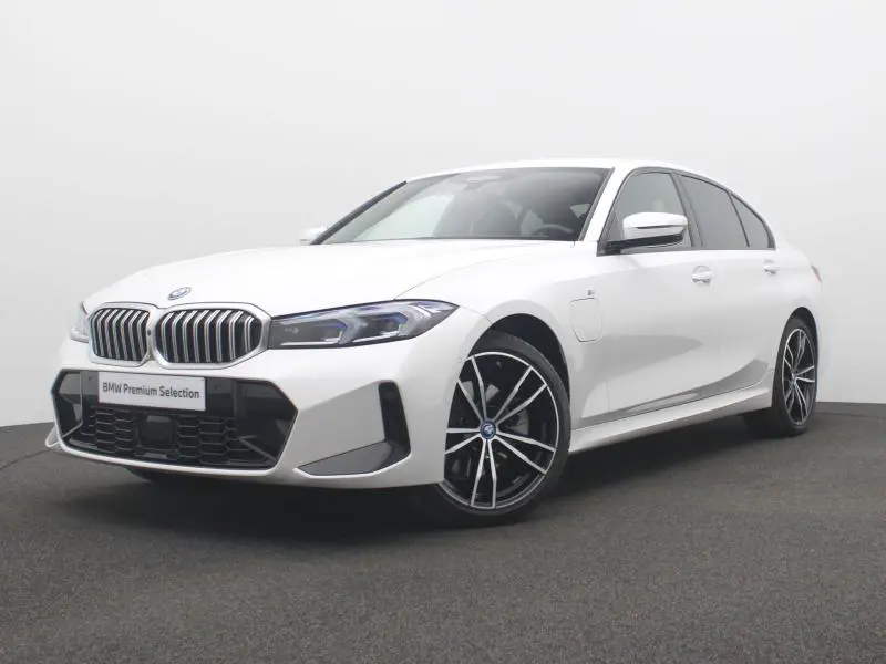 BMW 330 - 0