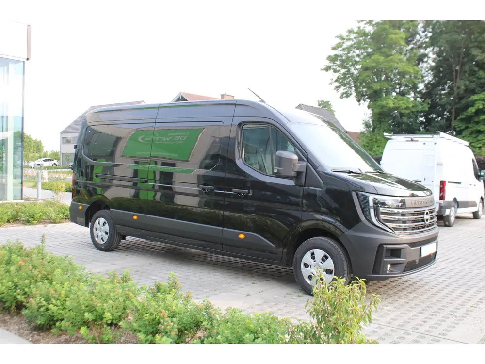Nissan Interstar - 0