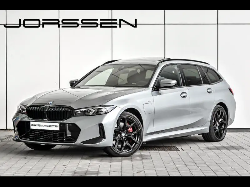 BMW 330 - 0