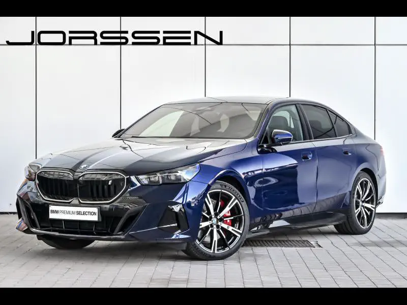 BMW i5 - 0