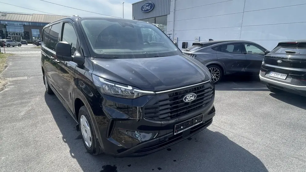 Ford Transit Custom - 0
