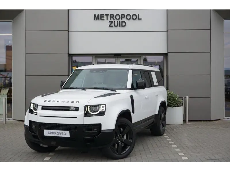 Land Rover Defender - 0