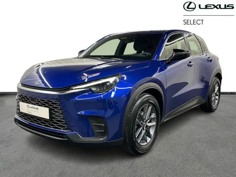 Lexus LBX - 0