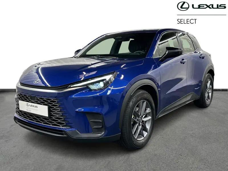 Lexus LBX - 0