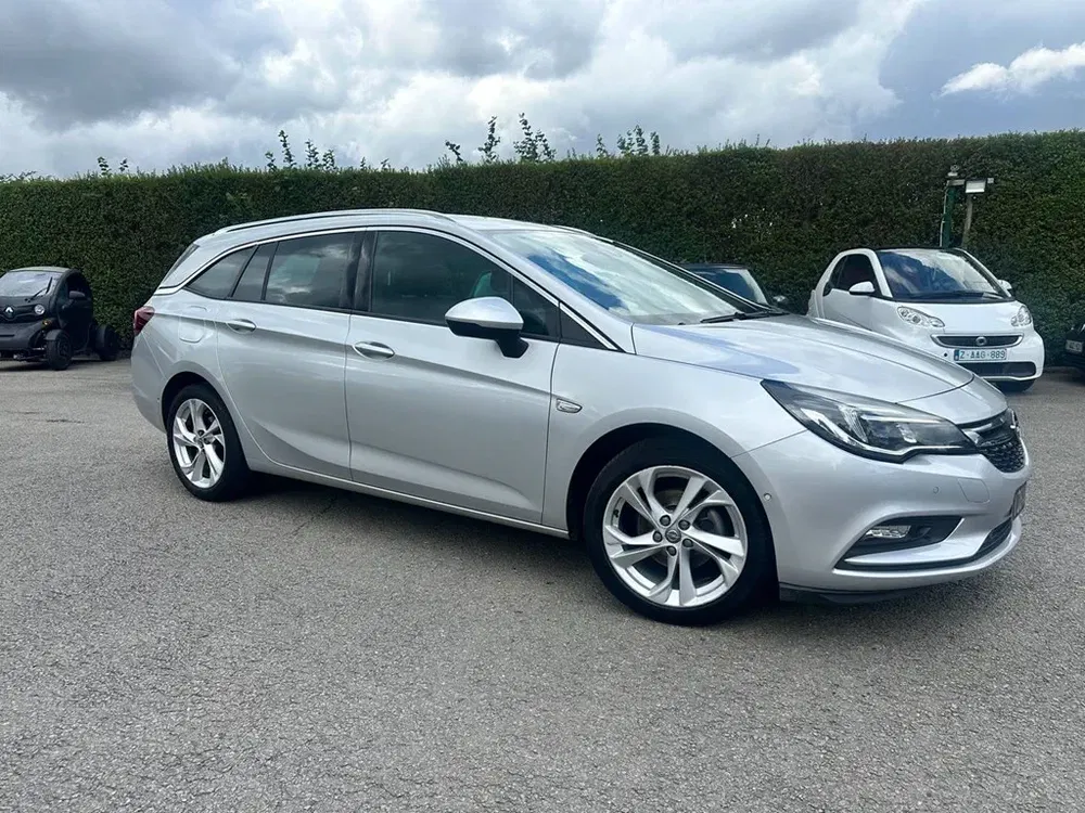 Opel Astra - 0