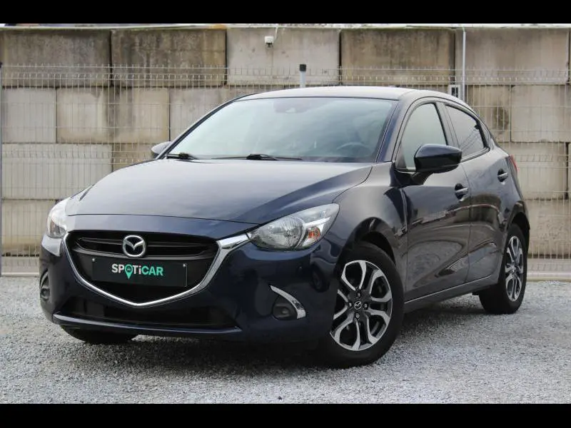 Mazda 2 - 0